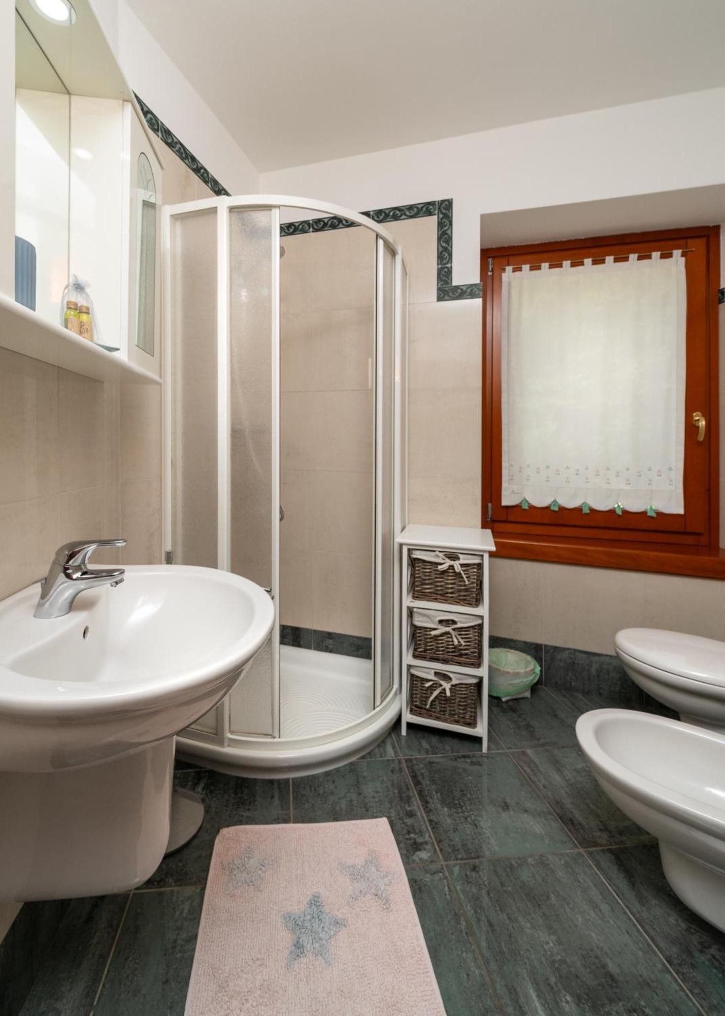Casa Monica Ledro Family Apartment Mezzolago Bagian luar foto