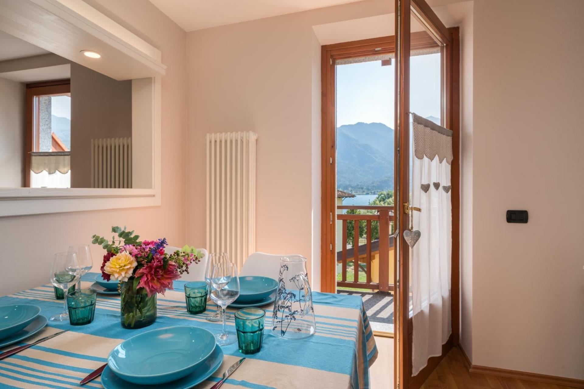 Casa Monica Ledro Family Apartment Mezzolago Bagian luar foto